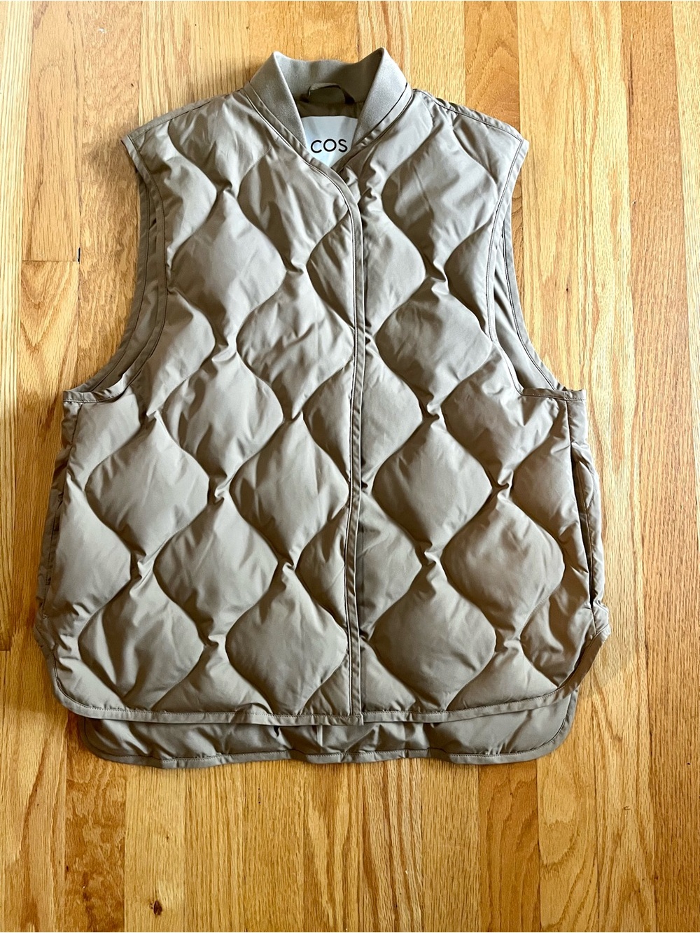COS Women’s XS Oversized Down Vest in Taupe Beige